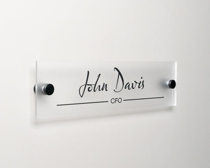 Sign Type: Acrylic Plate, Acrylic Type: Frost, Standoffs Color: Black, Design: Line 1,Font: 3